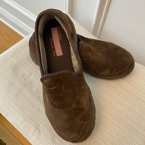 ⭐️⭐️Skechers Go Walk Size 9